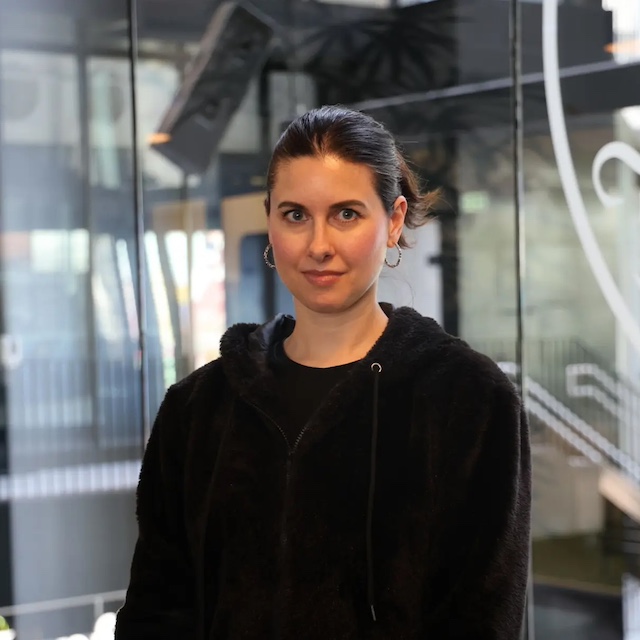 Elyse Hauser headshot