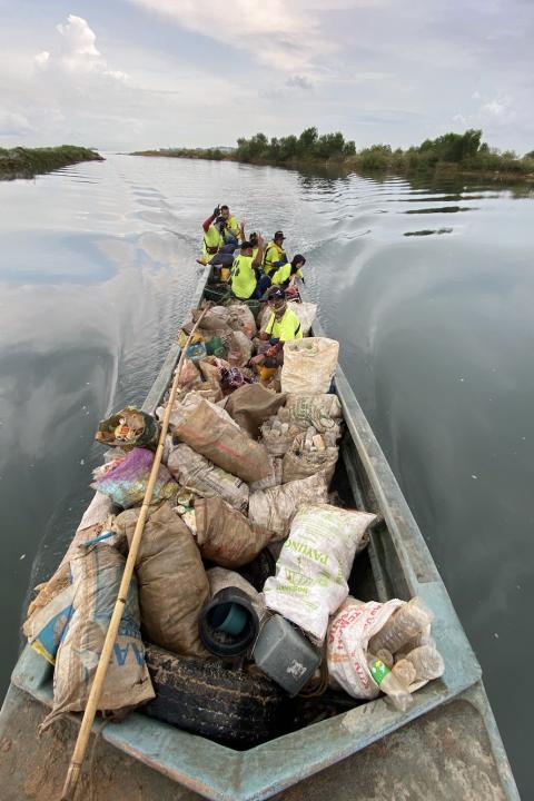 Rivers Cleanup - cleaning up plastic pollution in Indonesia