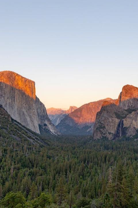 The Sierra Nevada Mountains in Yosemite National Park.