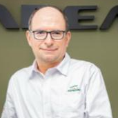 Julio Sahagun headshot